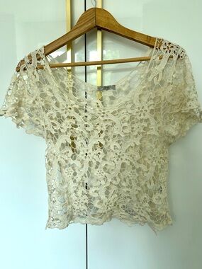 Issi Crochet Lace Short-Sleeve Top - Cream small